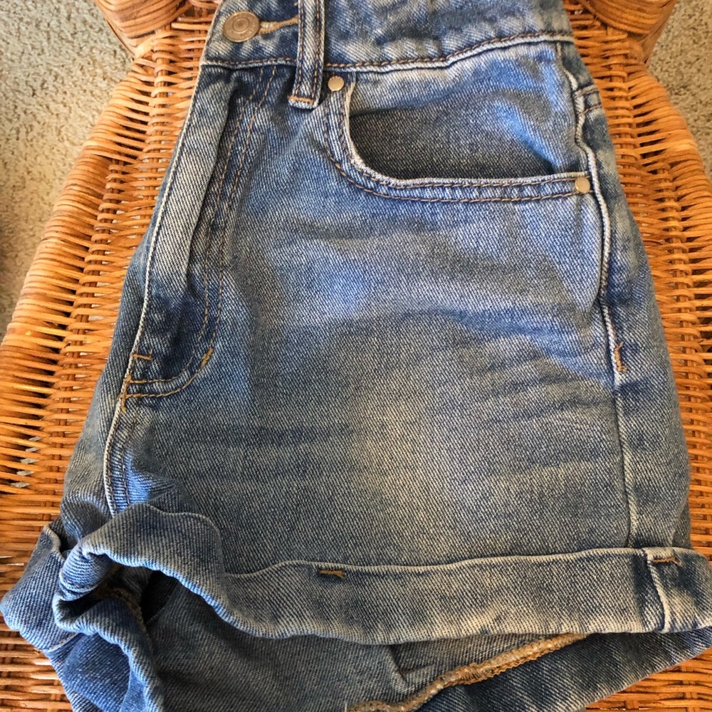 PacSun mom shorts